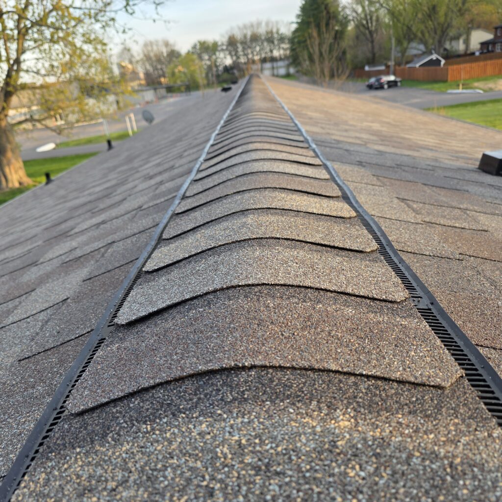 Professional roofing contractor near me in Zionsville, IN for residential properties